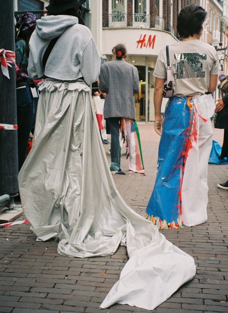  Shapes I (pants) and N (skirt) by Hanna van der Meer, Charlie Winkel, and Vanessa Duque. Performance JOIN Collective Livestream Walk, Kalverstraat, Amsterdam, NL (2020).&nbsp; Photography Anouk Beckers.  