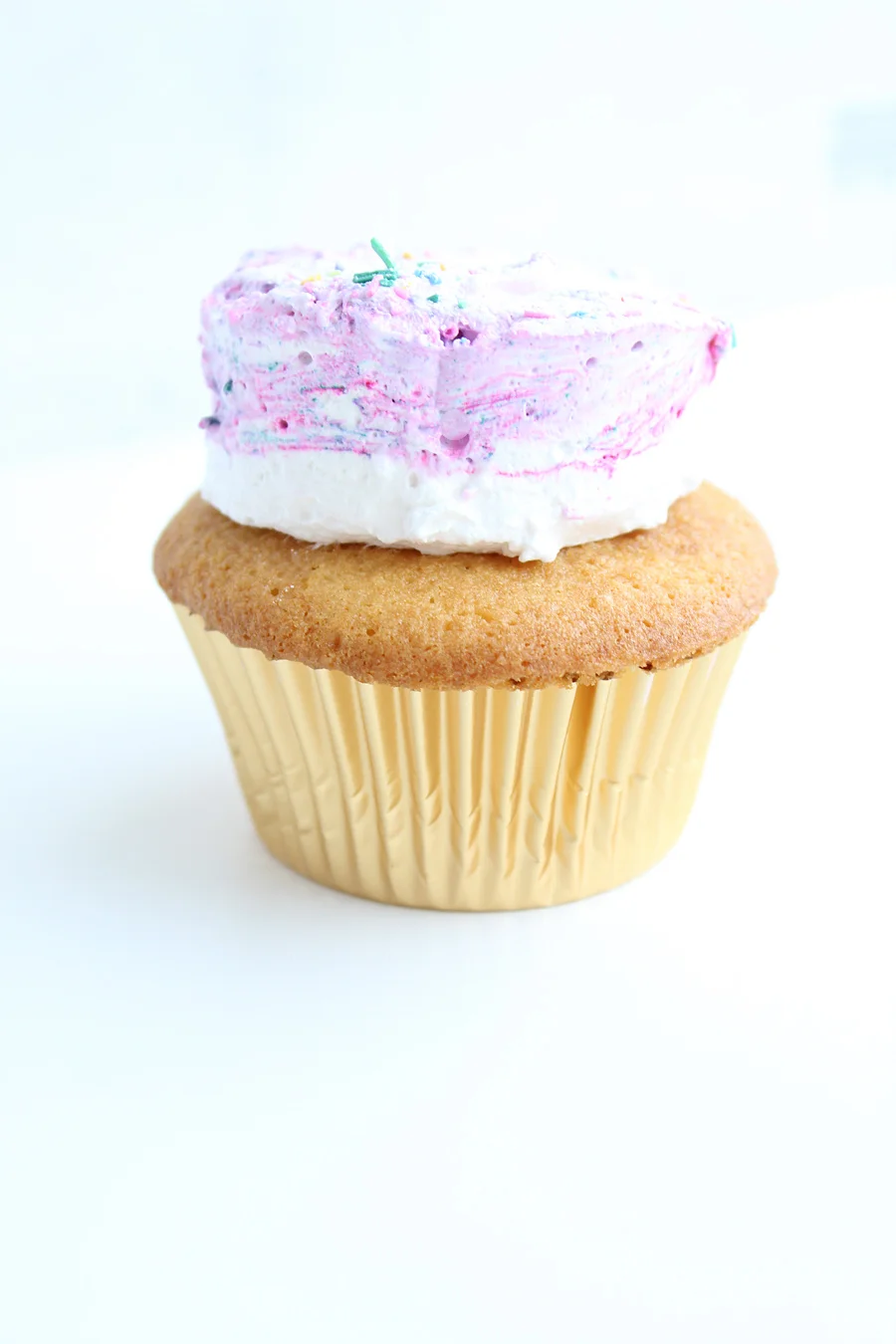 marshmallow cupcake1.jpg