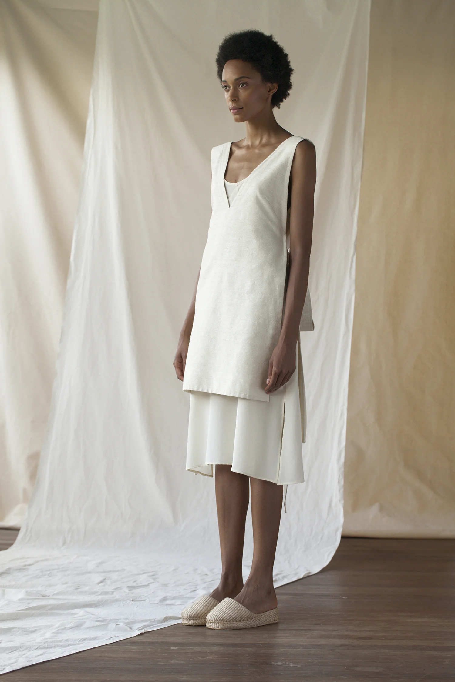 HOUSEDRESS_S17_Apron_Duo_Dress_3.jpg
