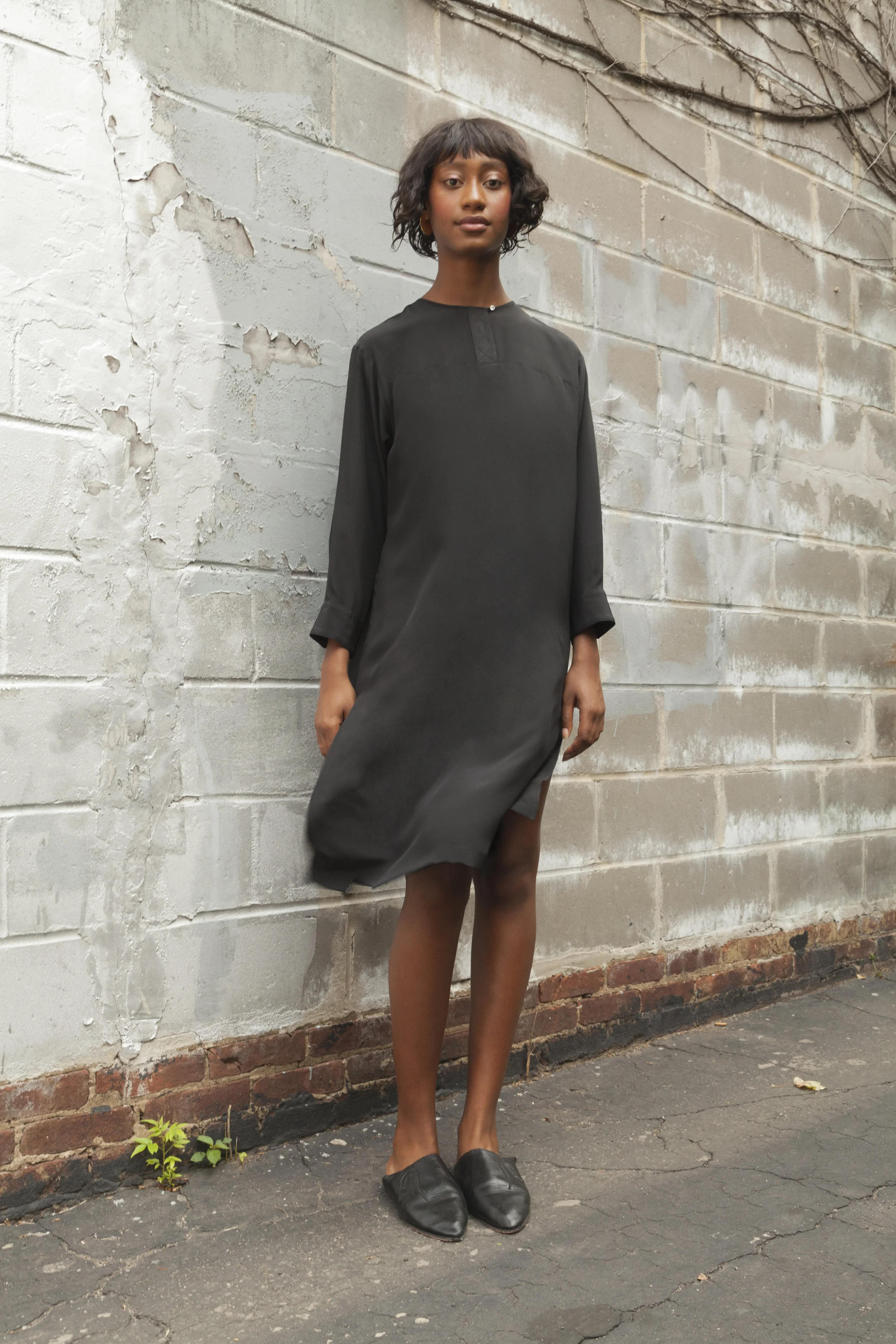 high slit tunic dress Sleek Cap Sleeve Layering Top main image 1