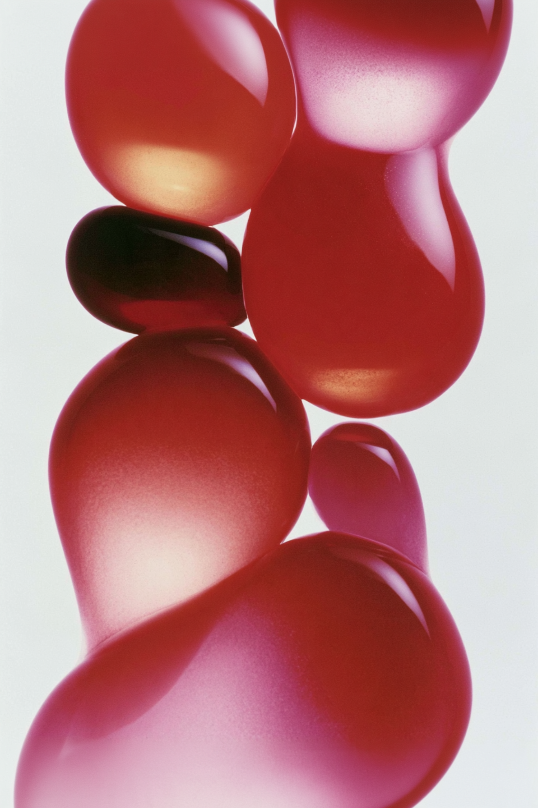 schlotterhose_lacquer-gloss_stacked-gloss-forms.png