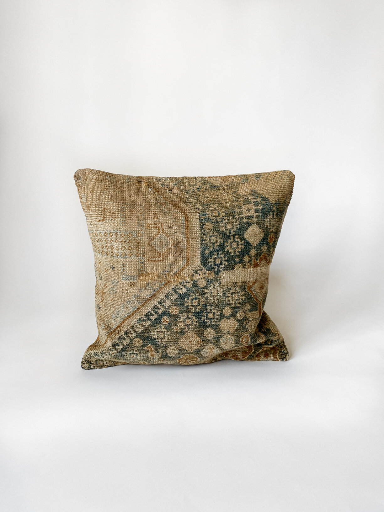 Vintage Rug Pillow no. 39