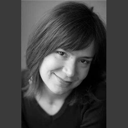 Ellen Fenster-Gharib