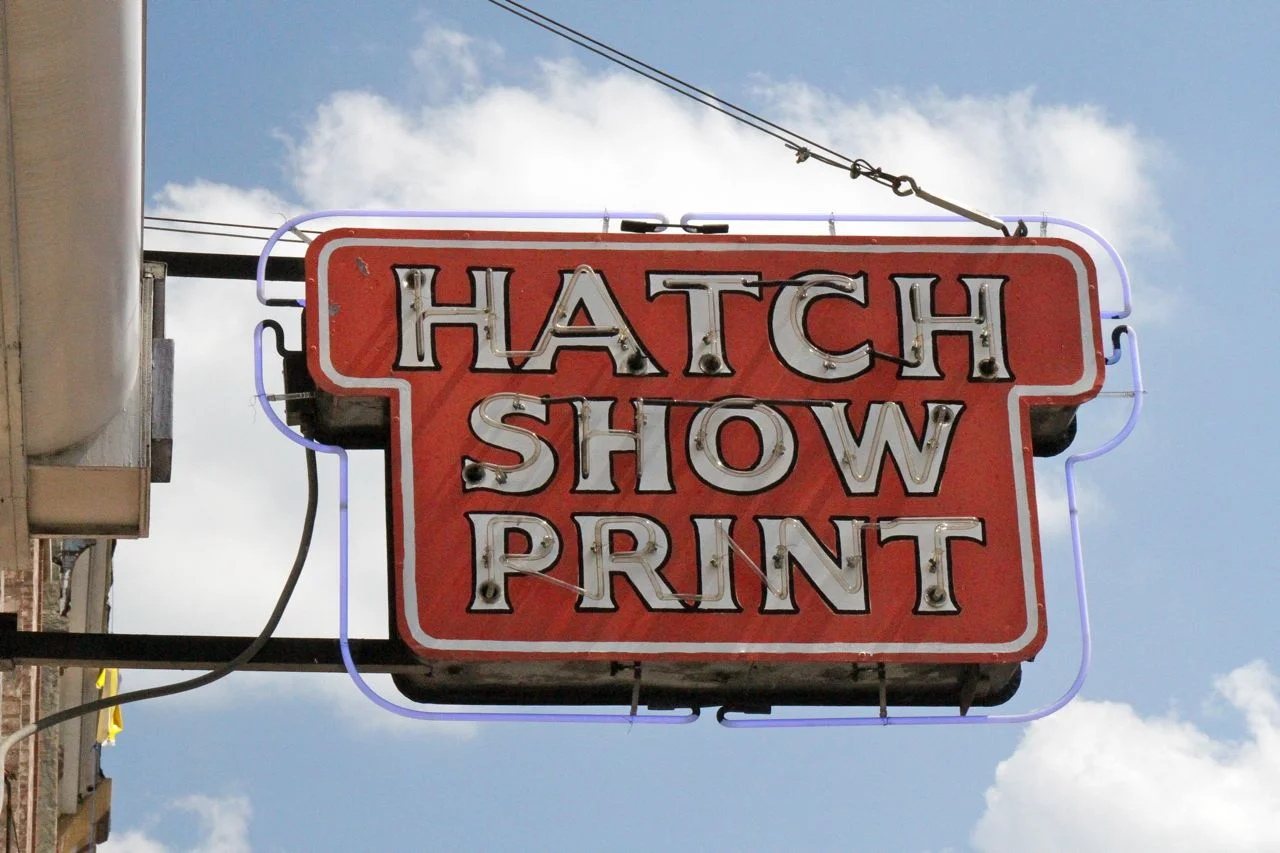 Food, Posters and Cats in Nashville