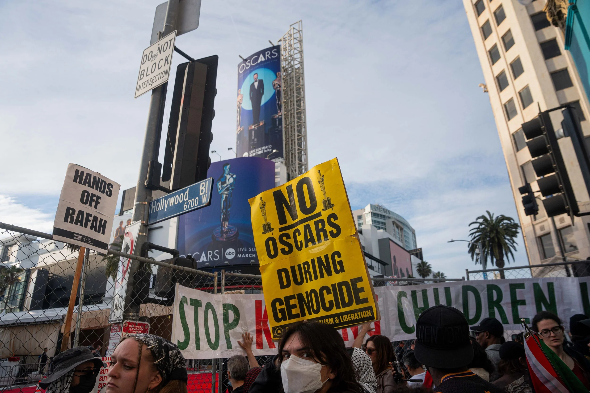 Oscars_Palesntine Protest_©HumanizingThroughStory_2024-276.JPG