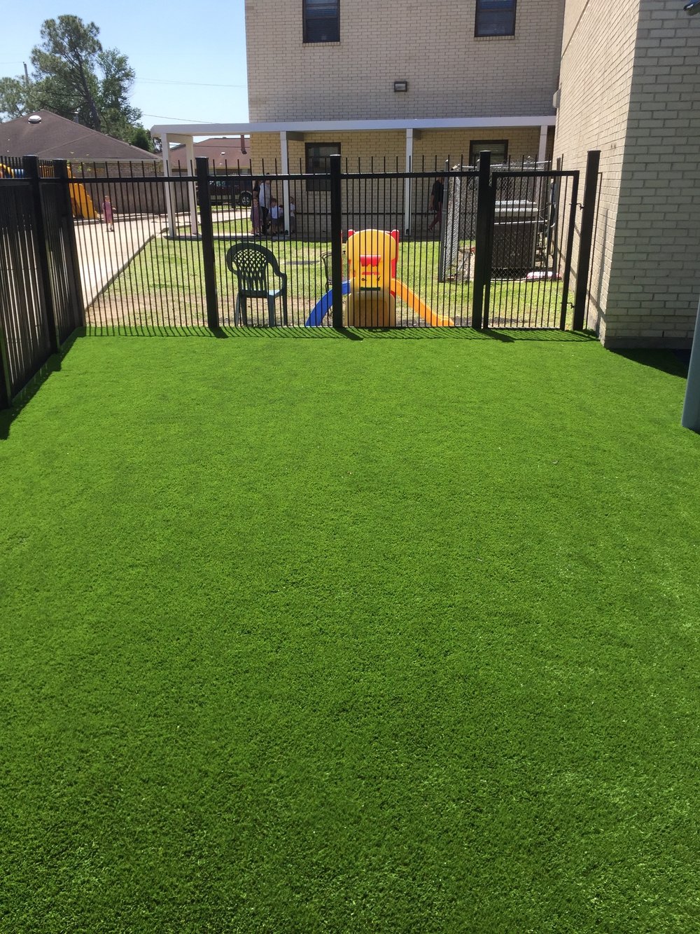 artificial backyard putting green on Home Putting Greens Artificial Turf Pet Turf Tee Line Turf Turf Supplies Putting Green Supplies