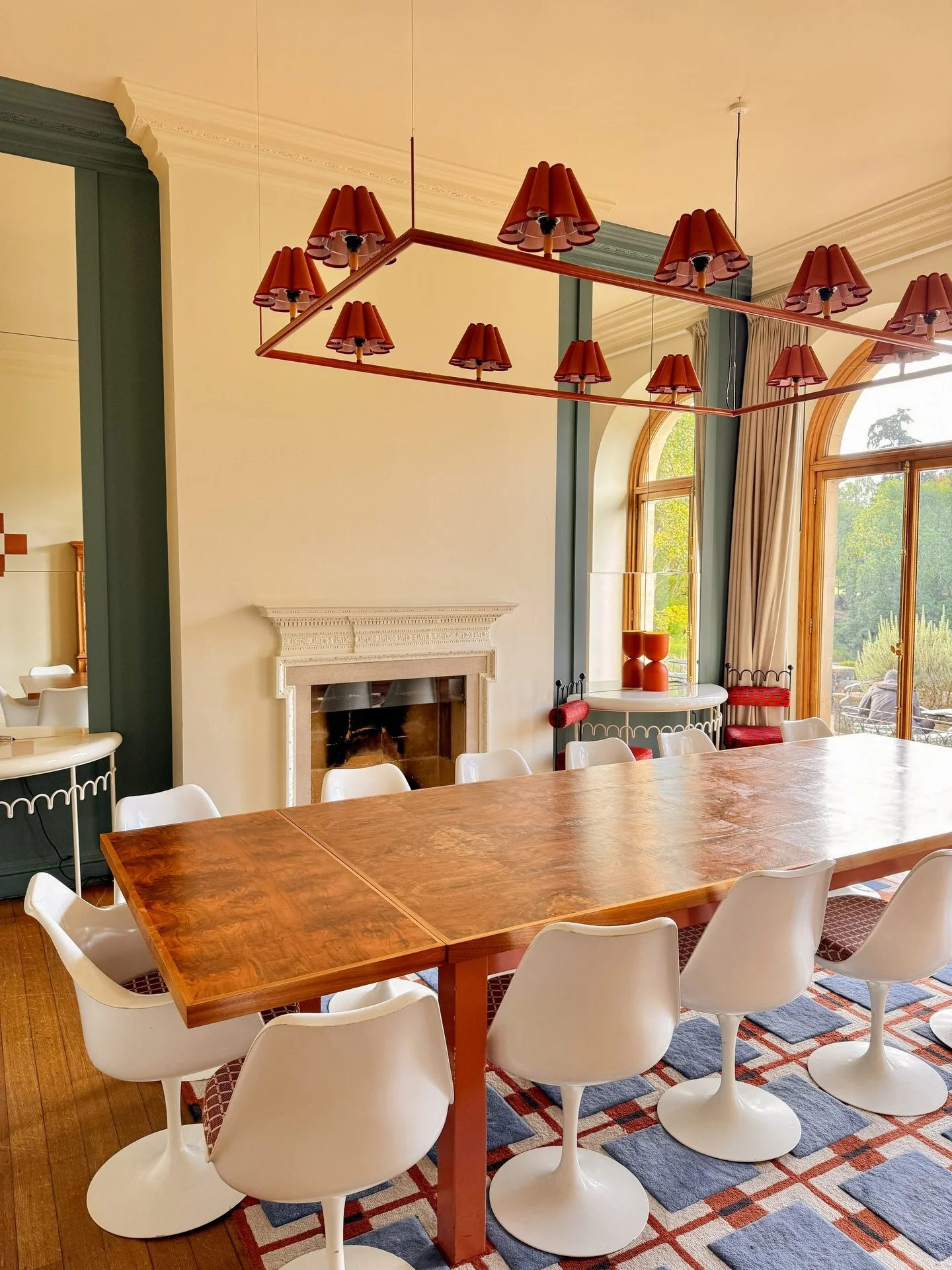 The Cotswolds felt like going to visit grandma.✨ I don&rsquo;t know any other way better to describe it than that. Without fail, the countryside always steals my heart for the win. 🤍

It&rsquo;s a great privilege to travel. Endless inspiration and m