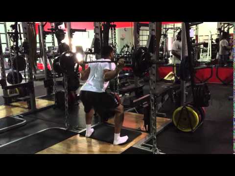 Low Bar Speed Squats: w/ Chains