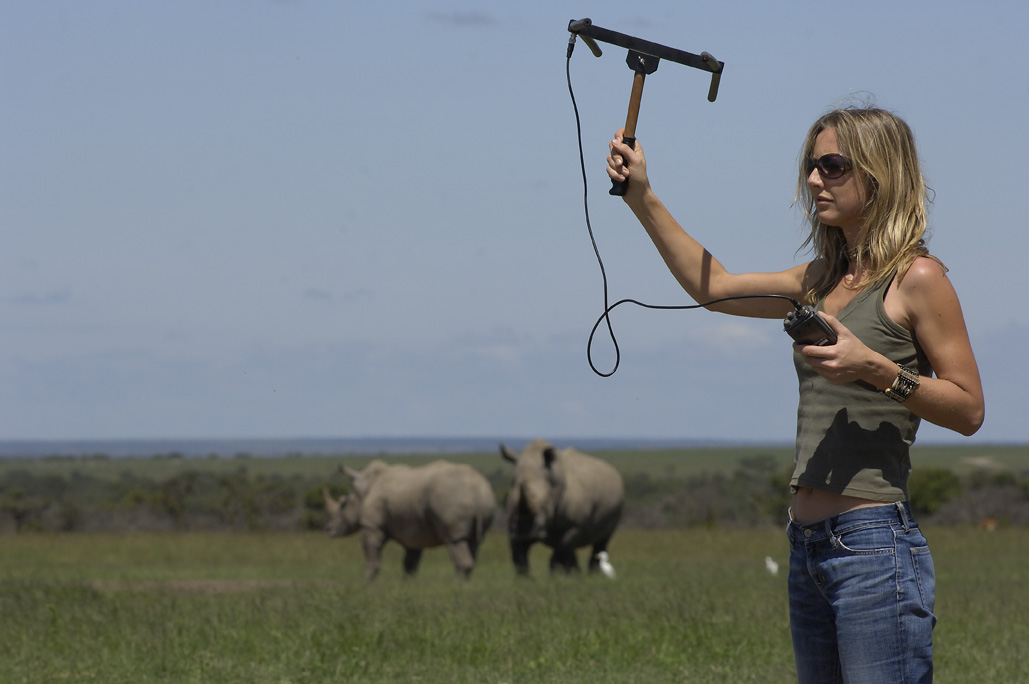 ALAYNE ORIOL-COTTERILL, PhD is Founder and Director of Lion Landscapes. She began her field conservation and research career in 1991 and, over the past 25 years, she has spent more time in the field with wild lions than nearly any conservationist alive today. Her vast experience working with diverse teams throughout East and Southern Africa, along with her commitment to research and natural aptitude and resourcefulness in the field, has positioned her as a unique leader and conservation strategist. Through Lion Landscapes, Alayne uses innovative research and conservation initiatives to increase the capacity of stakeholders to manage and conserve their large carnivore populations, in landscapes that are important to the long term survival of lions. Alayne has a PhD from Oxford University, is a member of the African Lion Working Group and recipient of two Panthera Kaplan Graduate Awards. 