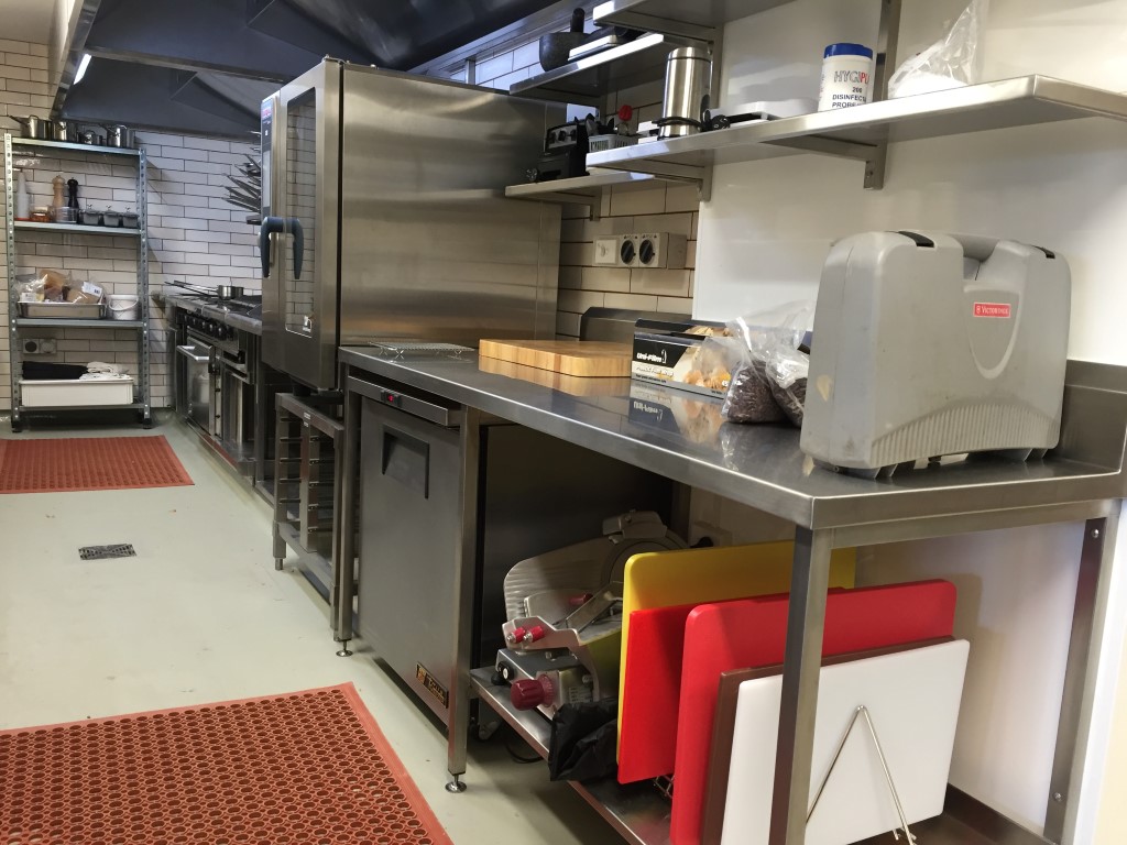 IMG_2981 (Medium).JPG