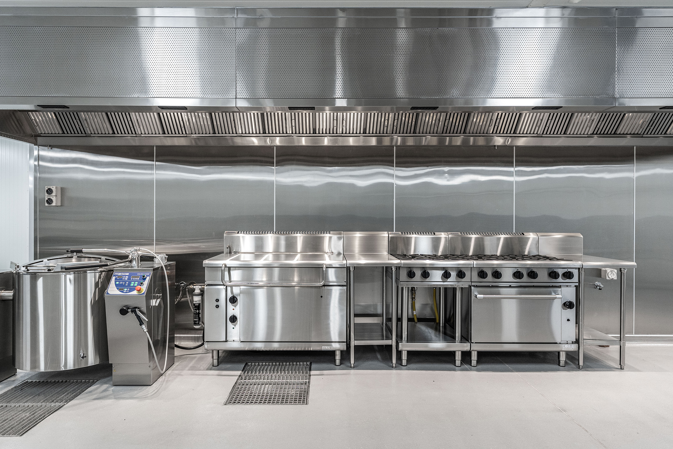 Rocket_Kitchen_04.jpg