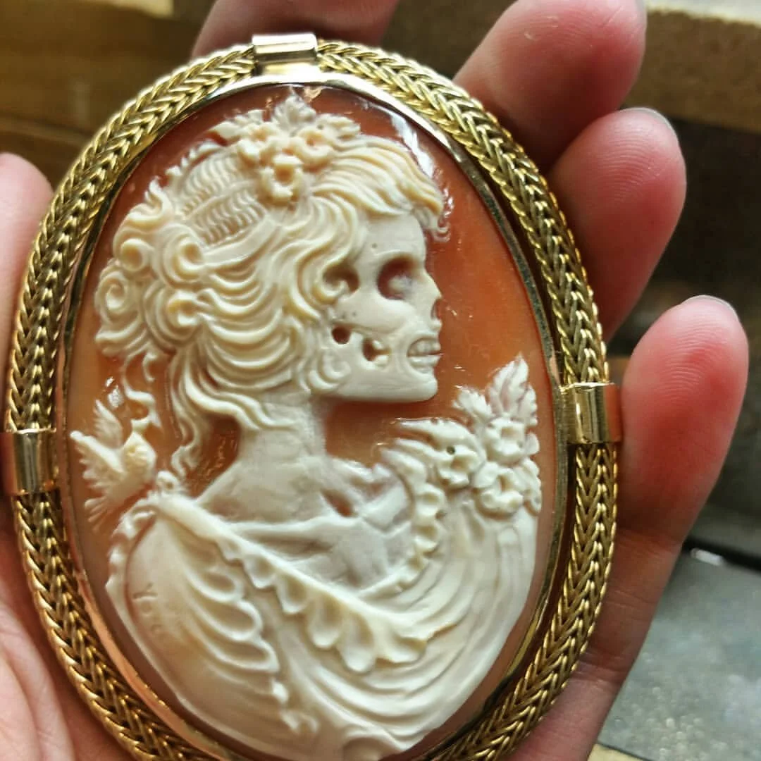 14k shell cameo post-death, shell recarving