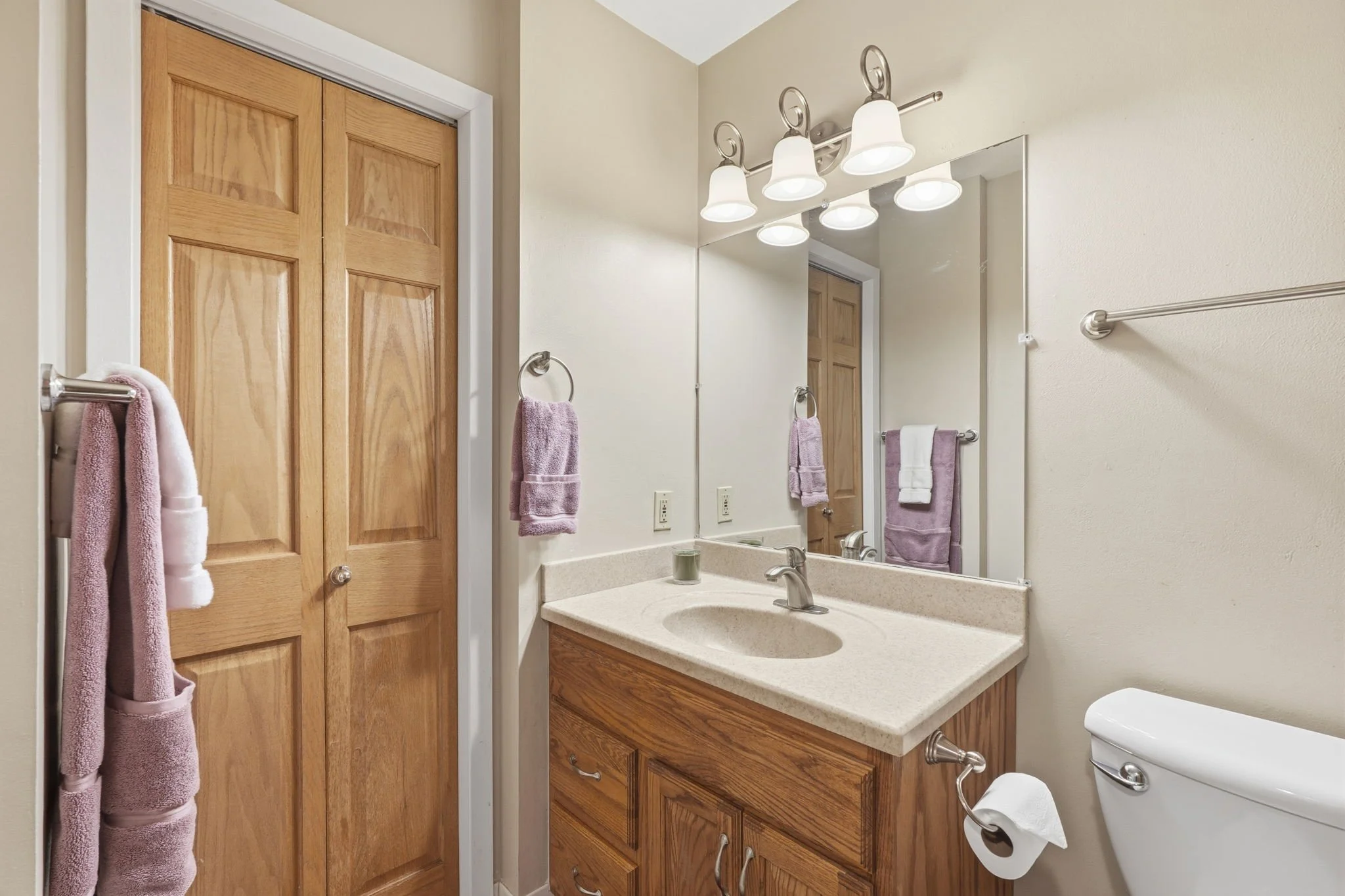 28-web-or-mls-1650 Hickory Hill Dr-28.jpg