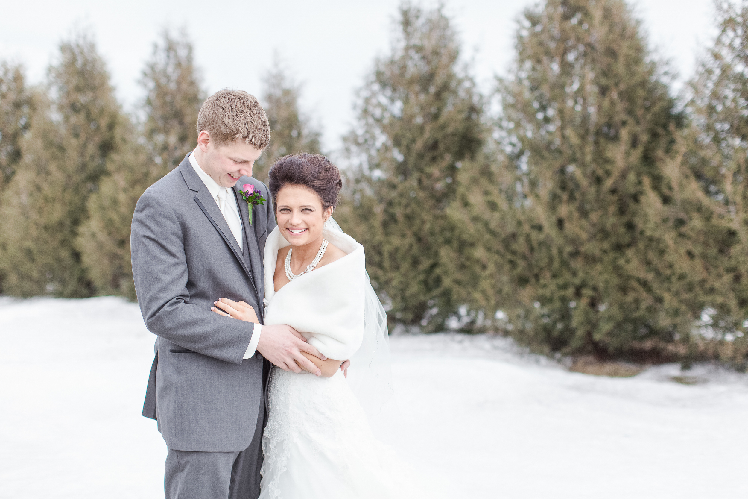 #brideandgroom #mnwedding #winterwedding