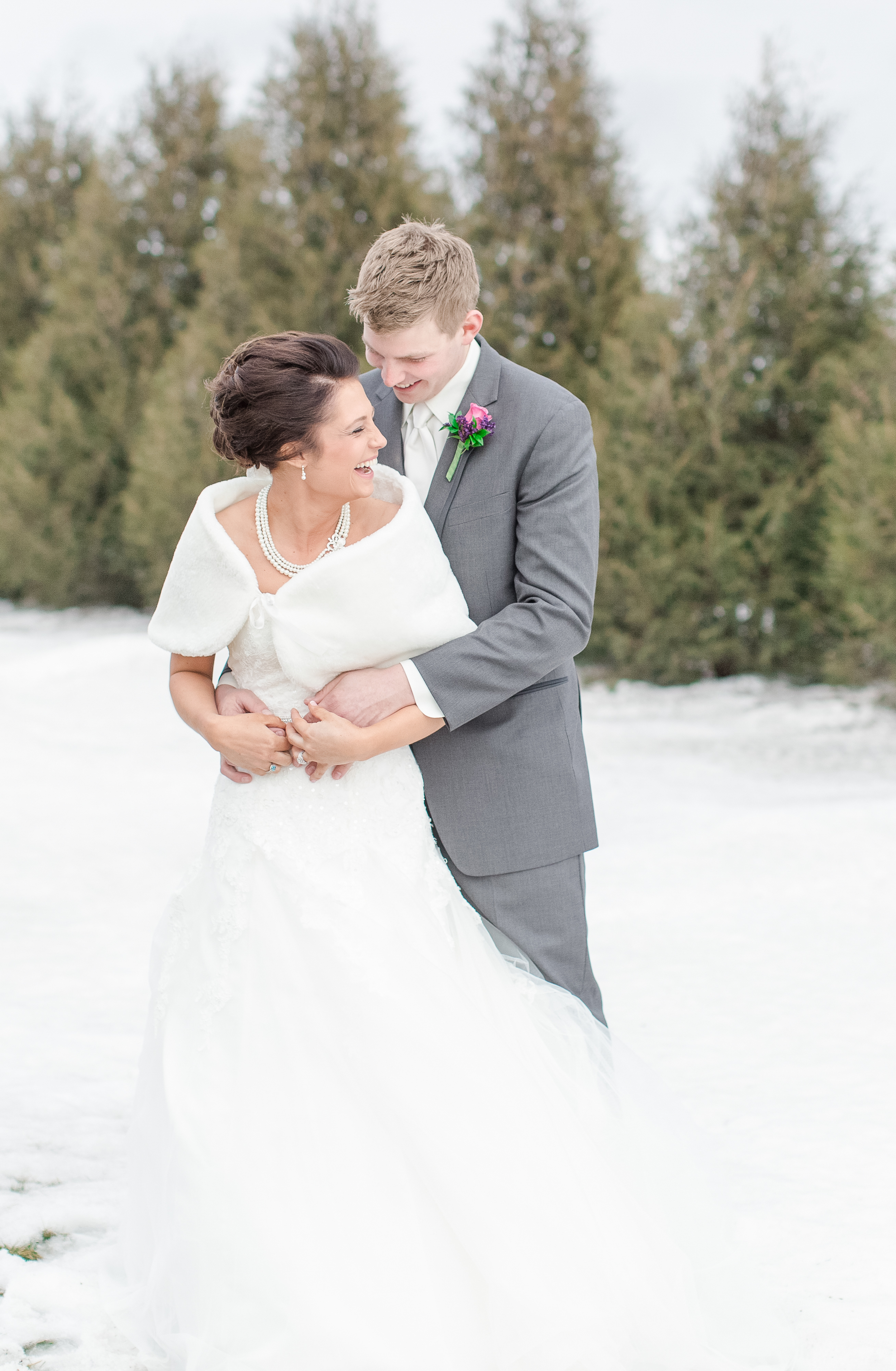 #brideandgroom #mnwedding #winterwedding