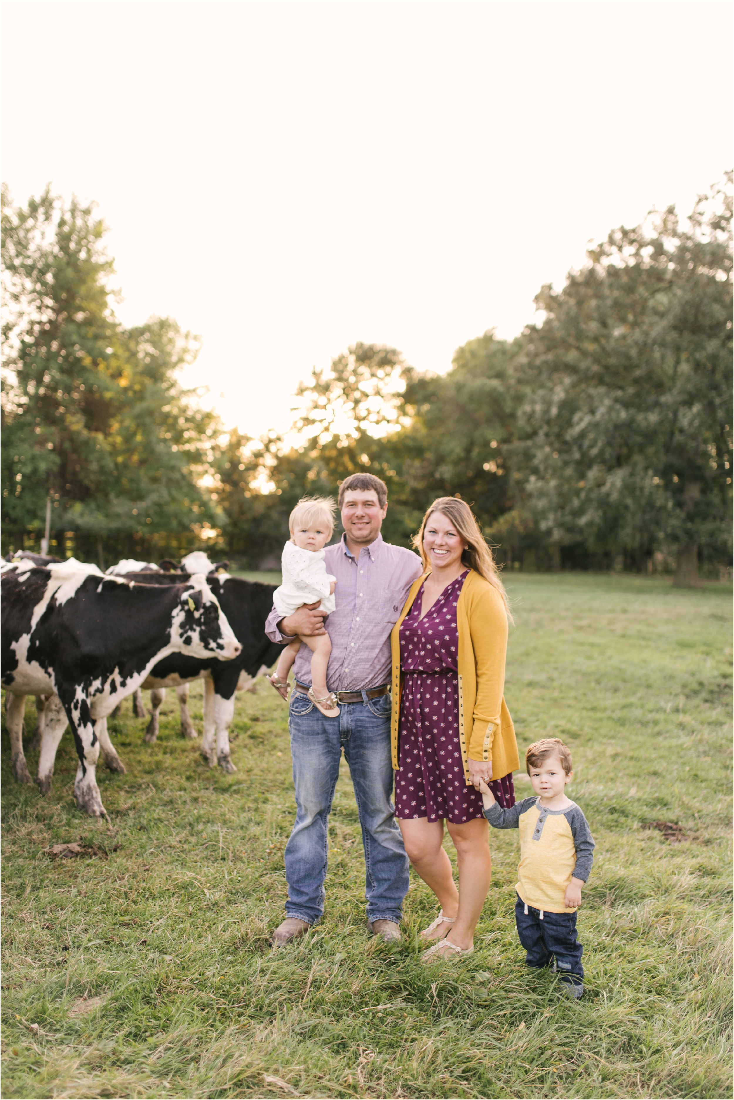 Farm Family Session_Midwest Wedding Photographer_Stephanie Lynn Photography_0080.jpg