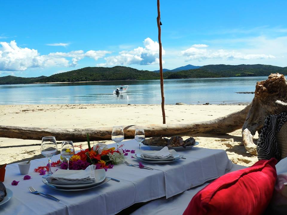 Dining area on the beach at Tsara Komba Lodge, Nosy Ambariovato