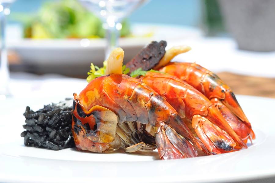 Gourmet prawns served at Tsara Komba Lodge