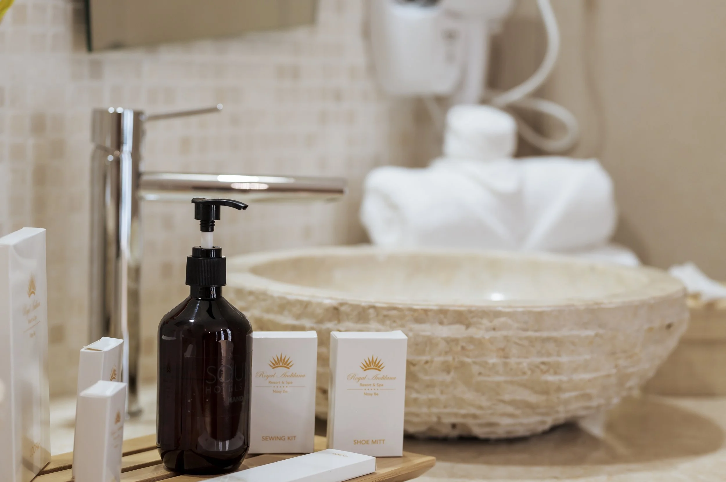 suite_bathroom2.jpg