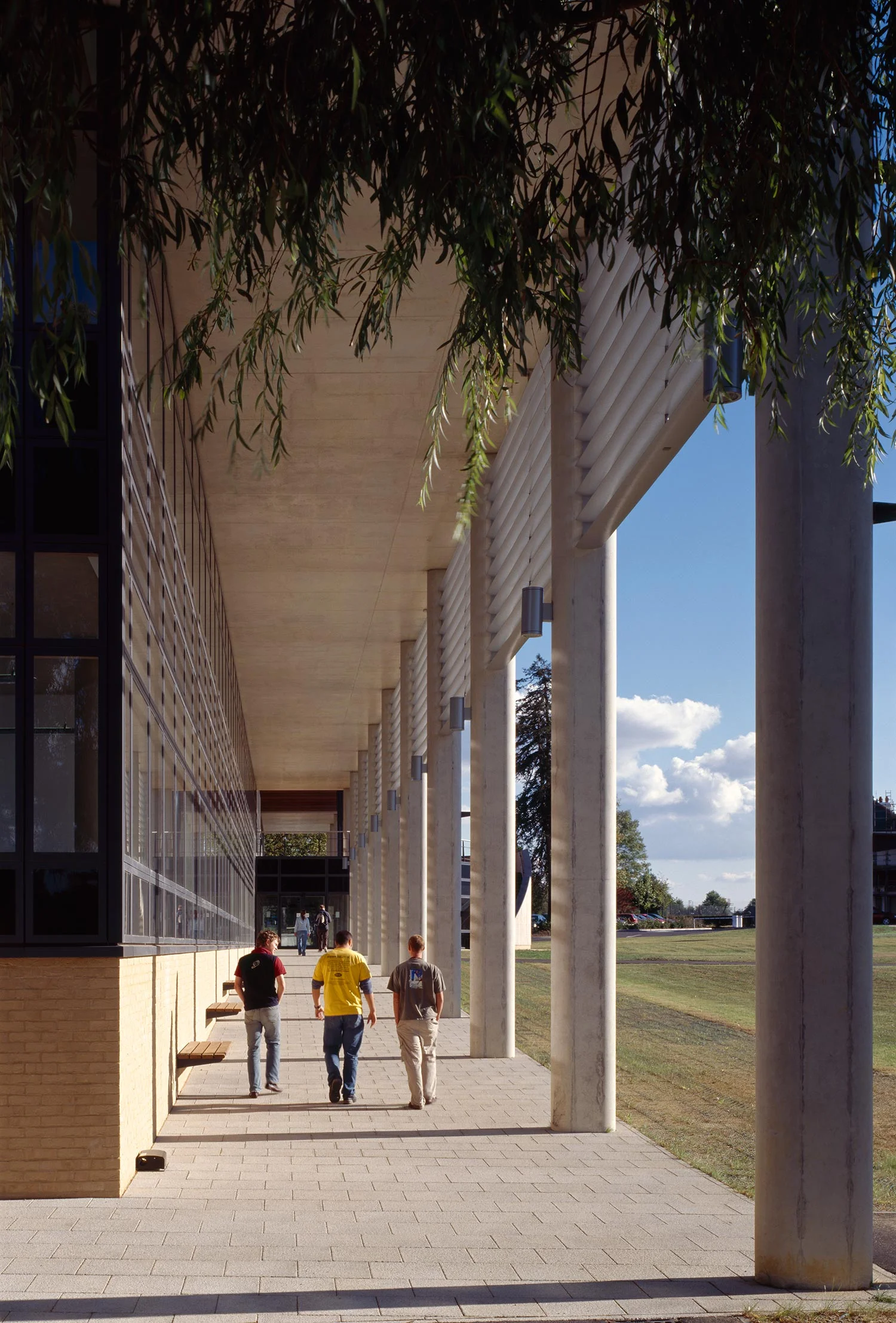 royal-veterinary-college_colonnade.jpg