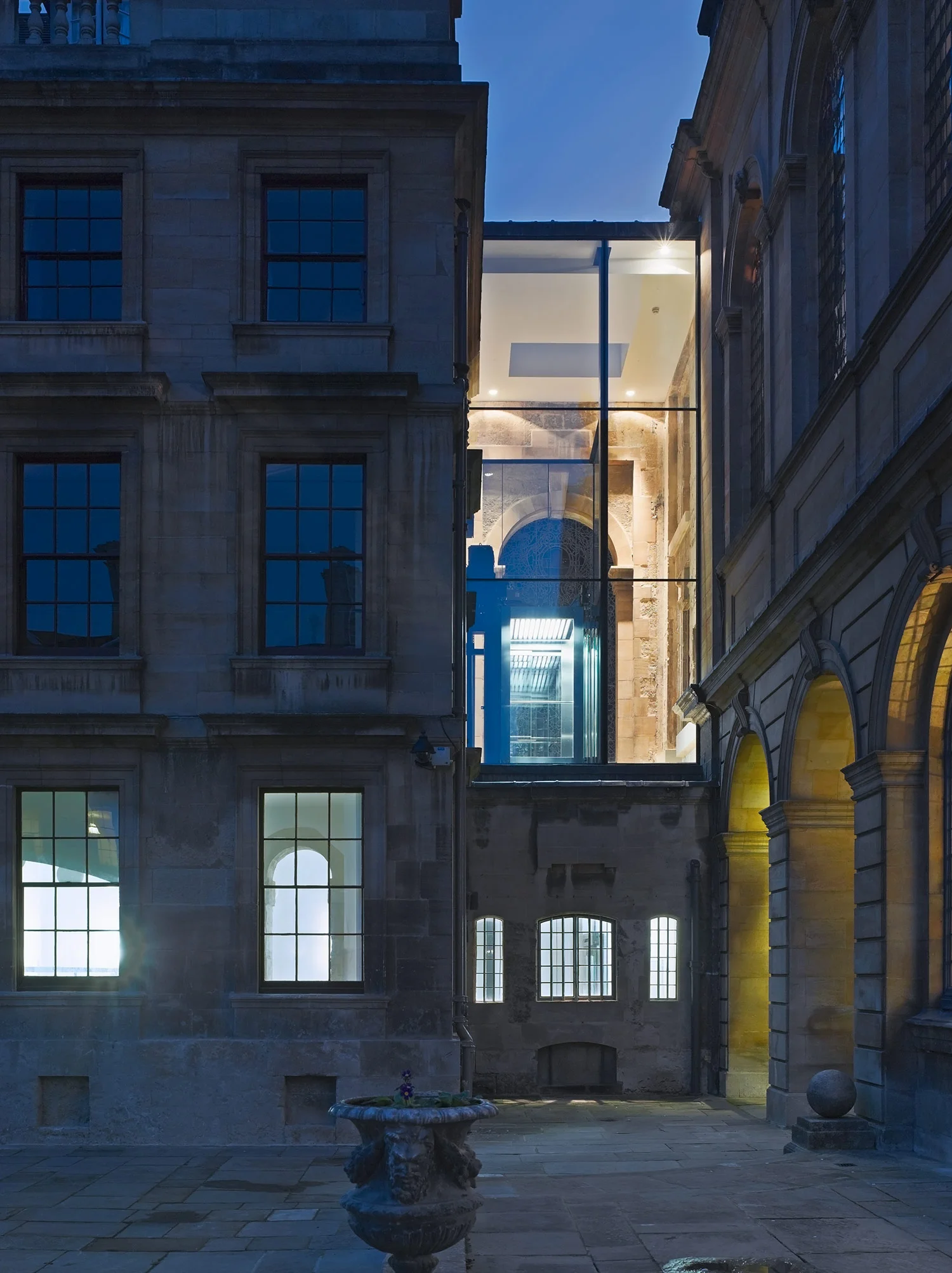 the-queens-college-oxford-at-dusk.jpg