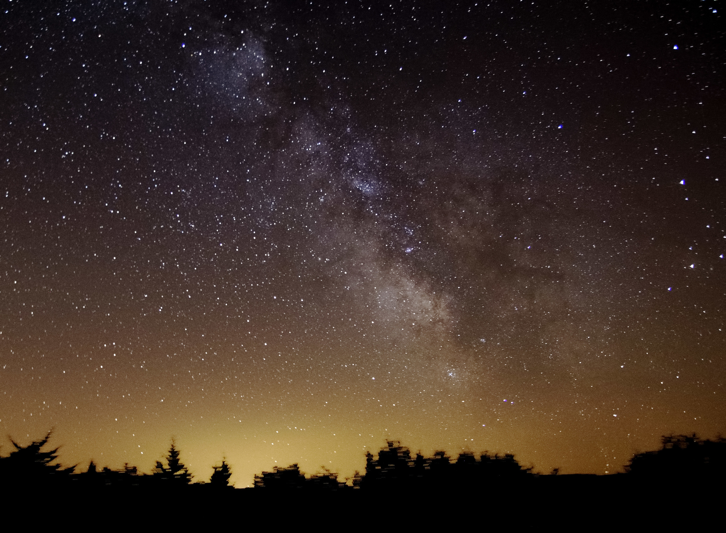 Milky Way over the fields of Languedoc
