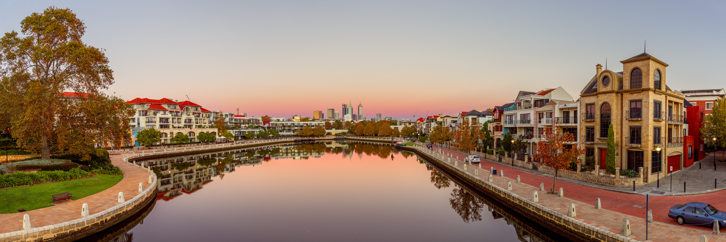 Spyrides_Kyle_East_Perth_Panorama_2_15.4.2018_DSC1620.jpg