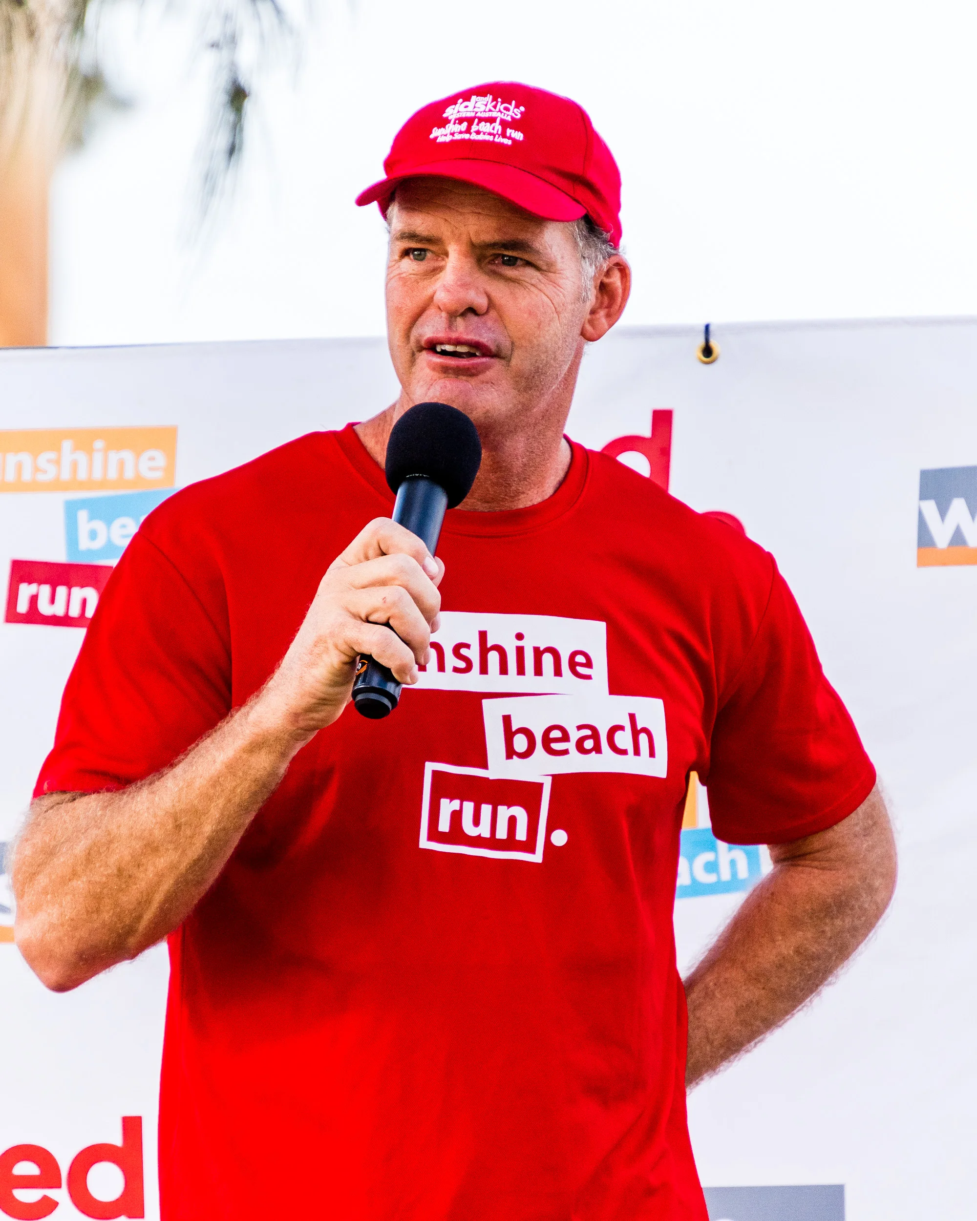 Spyrides_Kyle_Sunshine_Beach_Run.City.Beach_Soul.Gazing.Photography_Event.Photographer.Red.Nose_18.2.2018_DSC9101.jpg