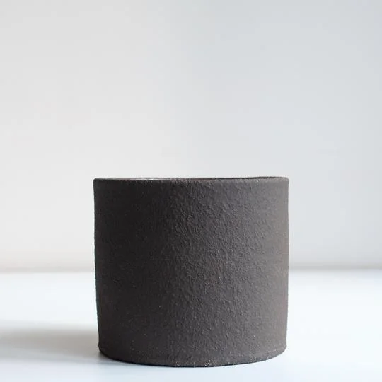 DorTan_Coal_Planter_Medium.jpg