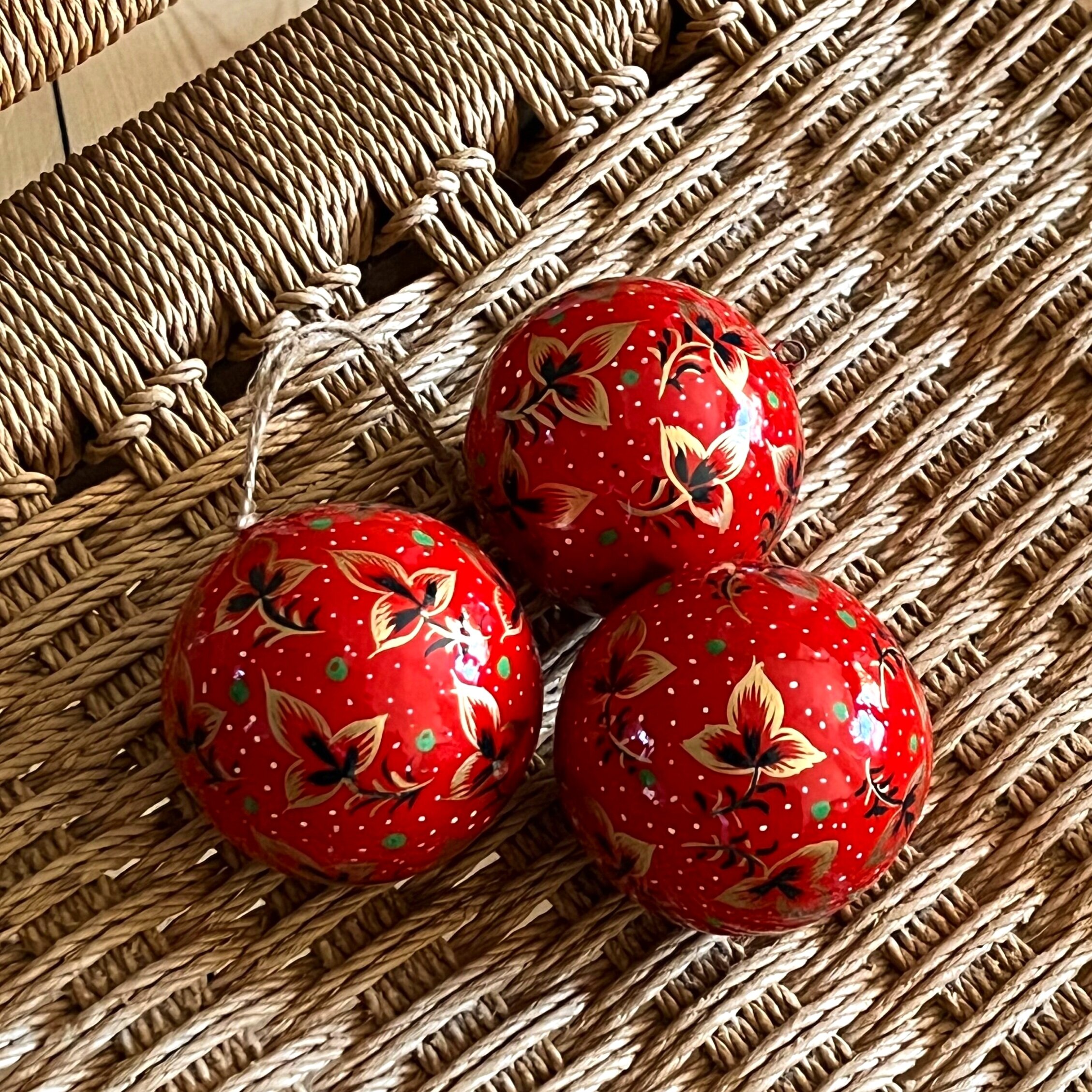 Hand Painted Bauble Red