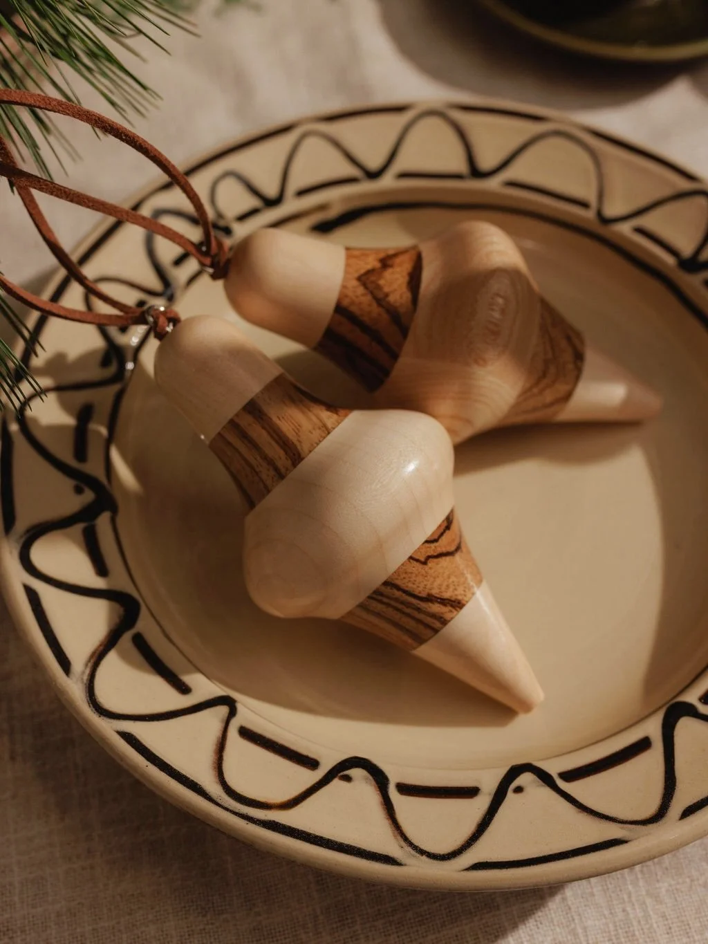 Last few days to pop in if you&rsquo;re still searching for the perfect gift or those last magical touches for the home or festive table ✨

You can still order online to collect on the shop or pop in for a much bigger selection, including throws and 