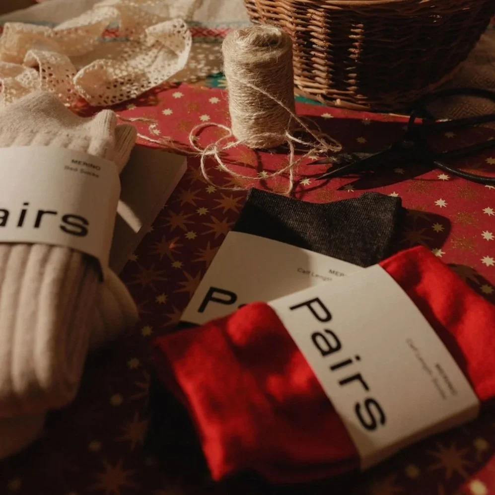 Form-Christmas-Gifts-Wrapping-Socks.jpg