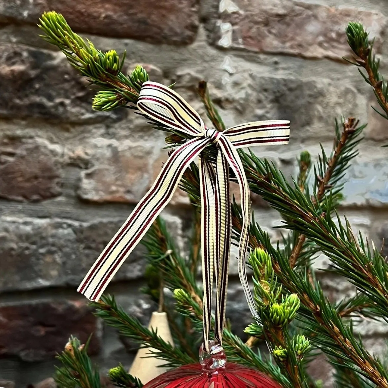 Form-Murano-Bauble-Red-Tree-.jpg