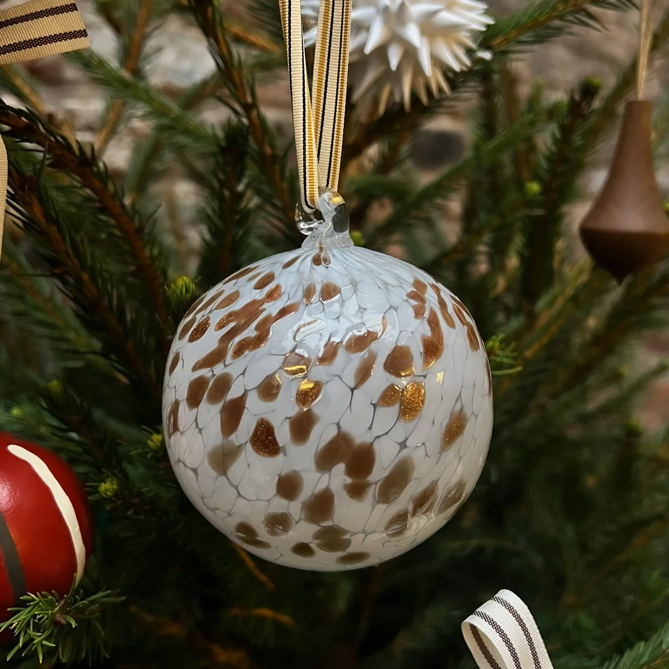 Murano Glass Bauble White Gold