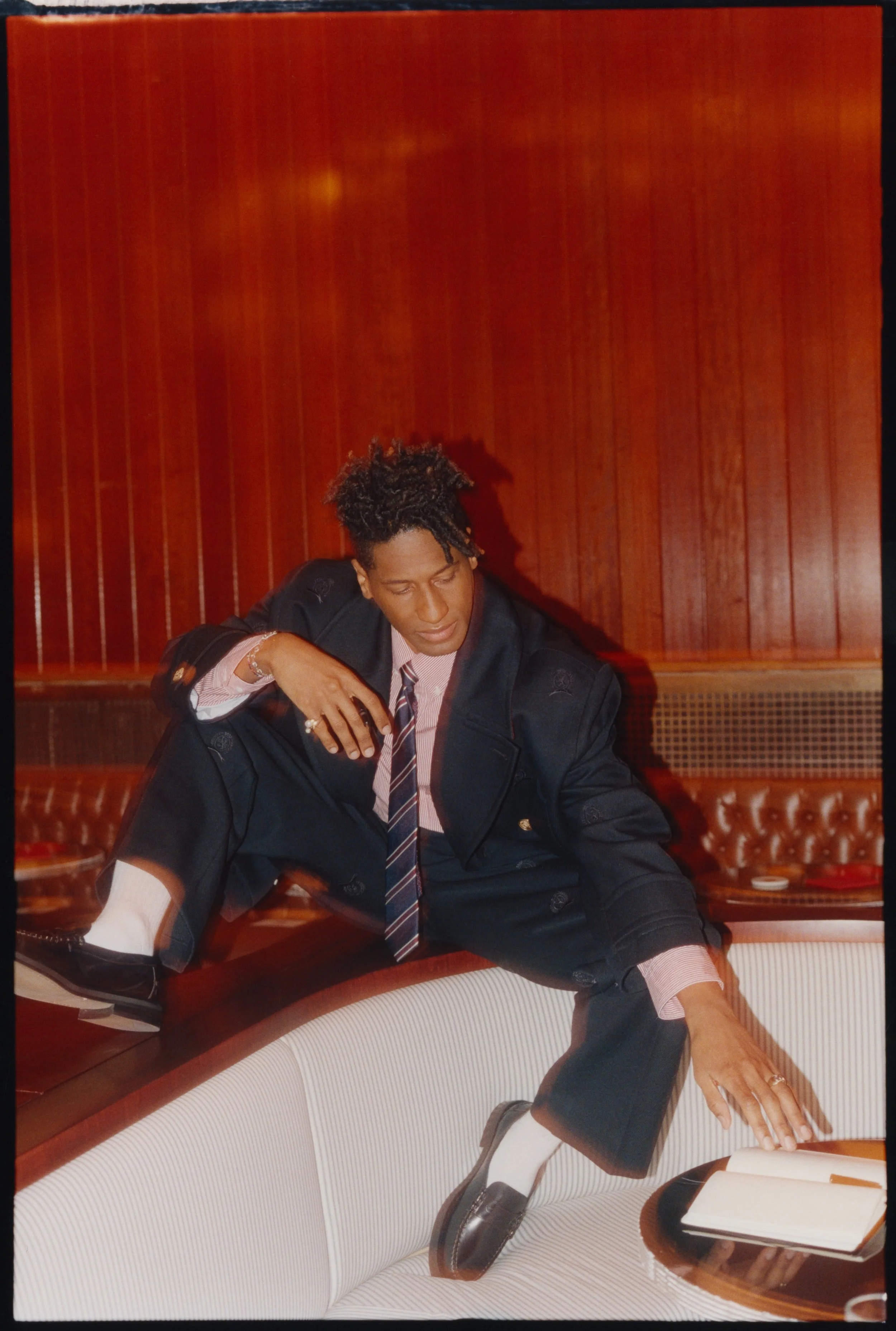 Jon Batiste, Tommy Hilfiger 