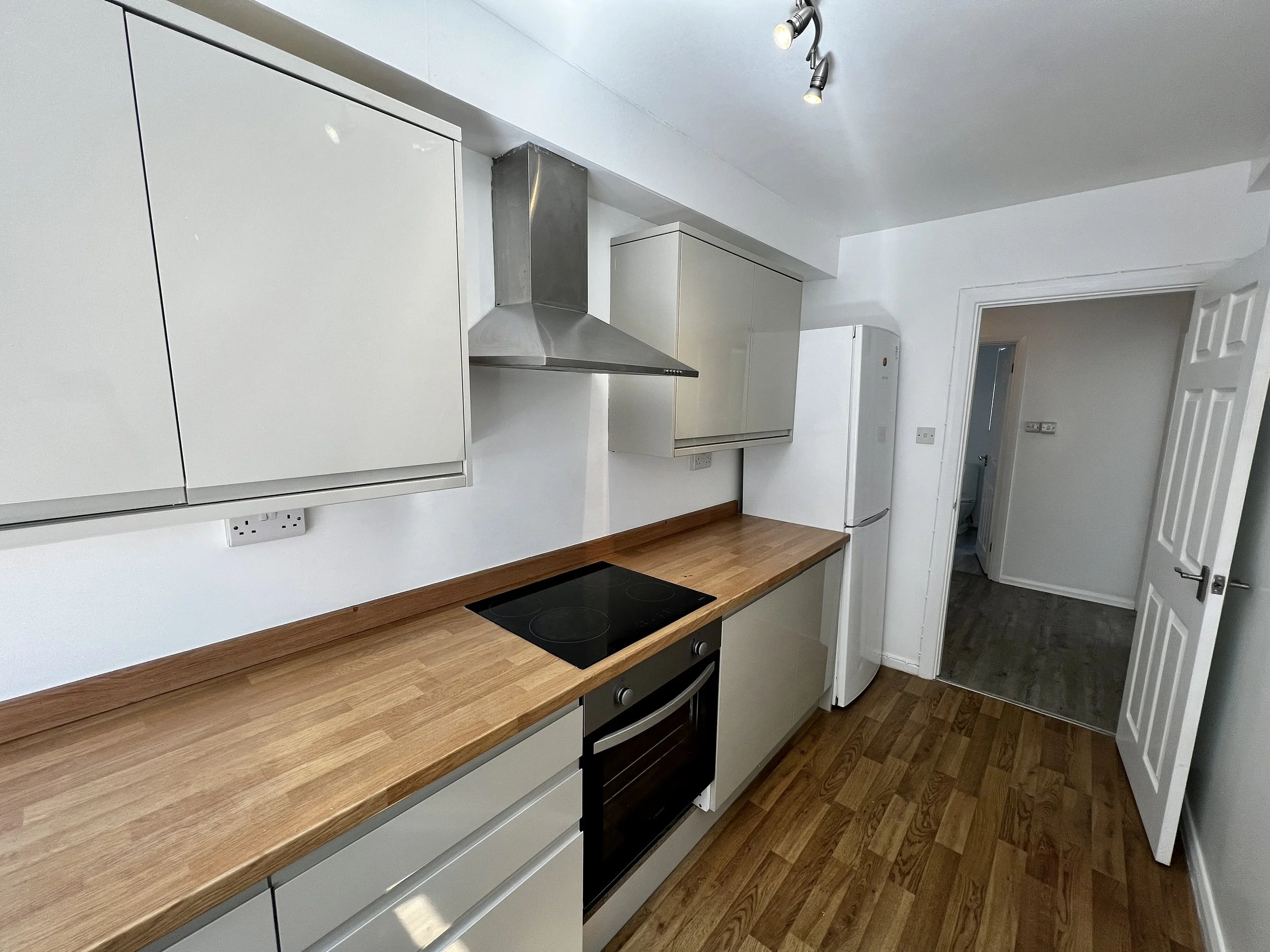 Kitchen Alt.JPG