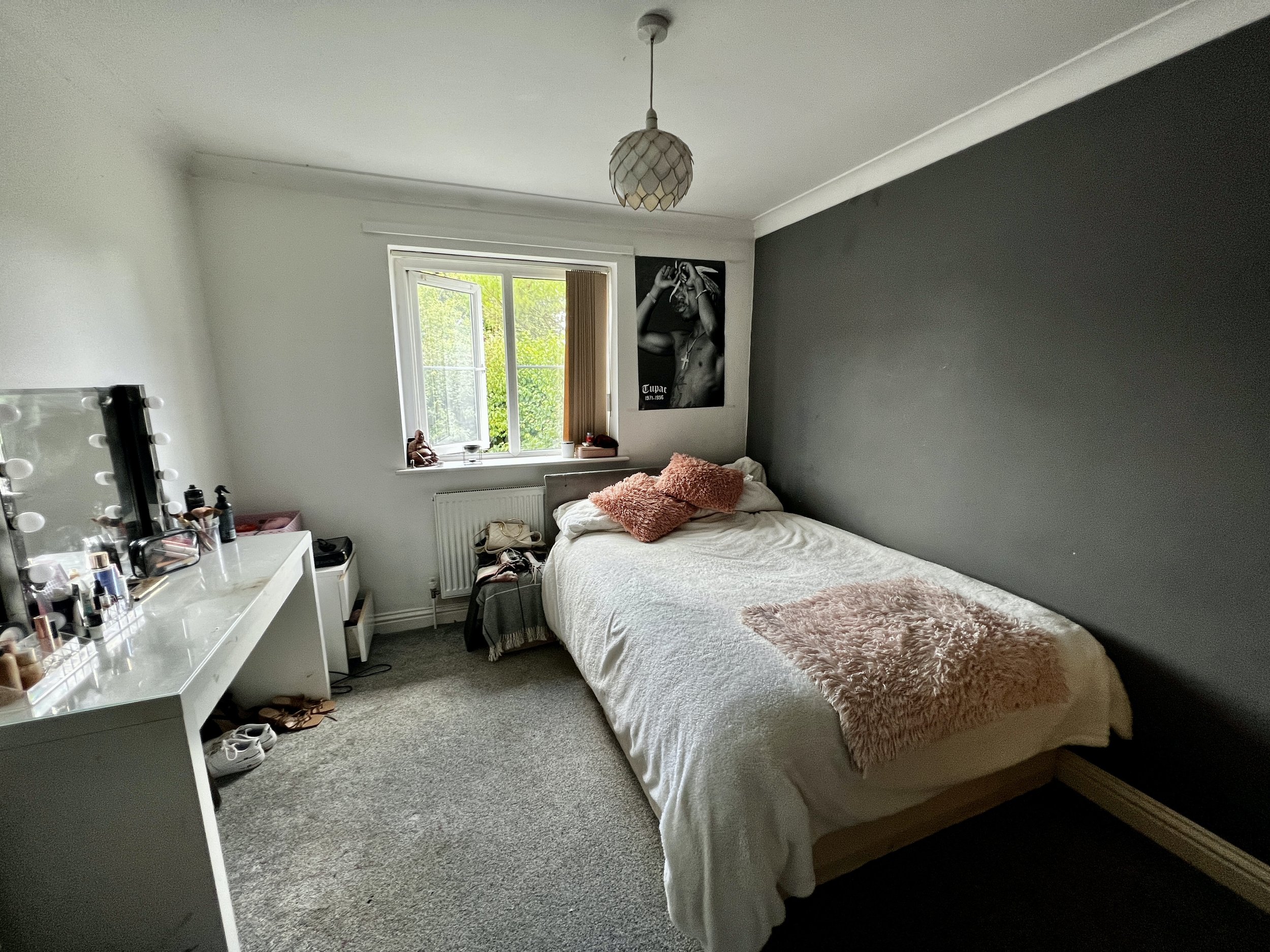 Bedroom 2.JPG