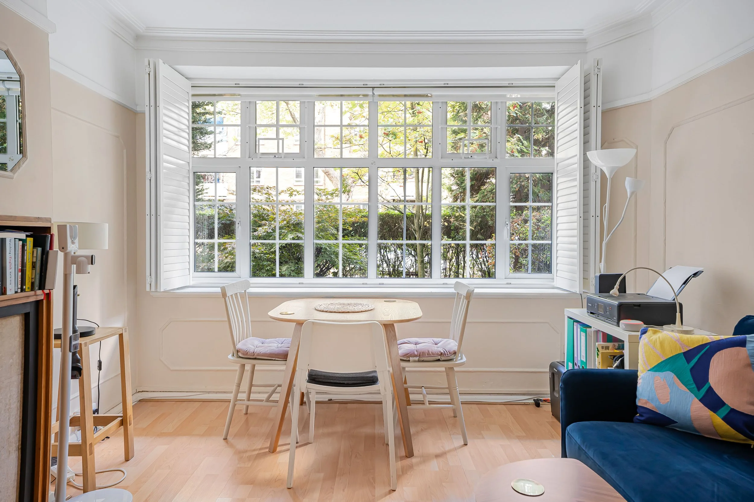 Dining Area.JPG