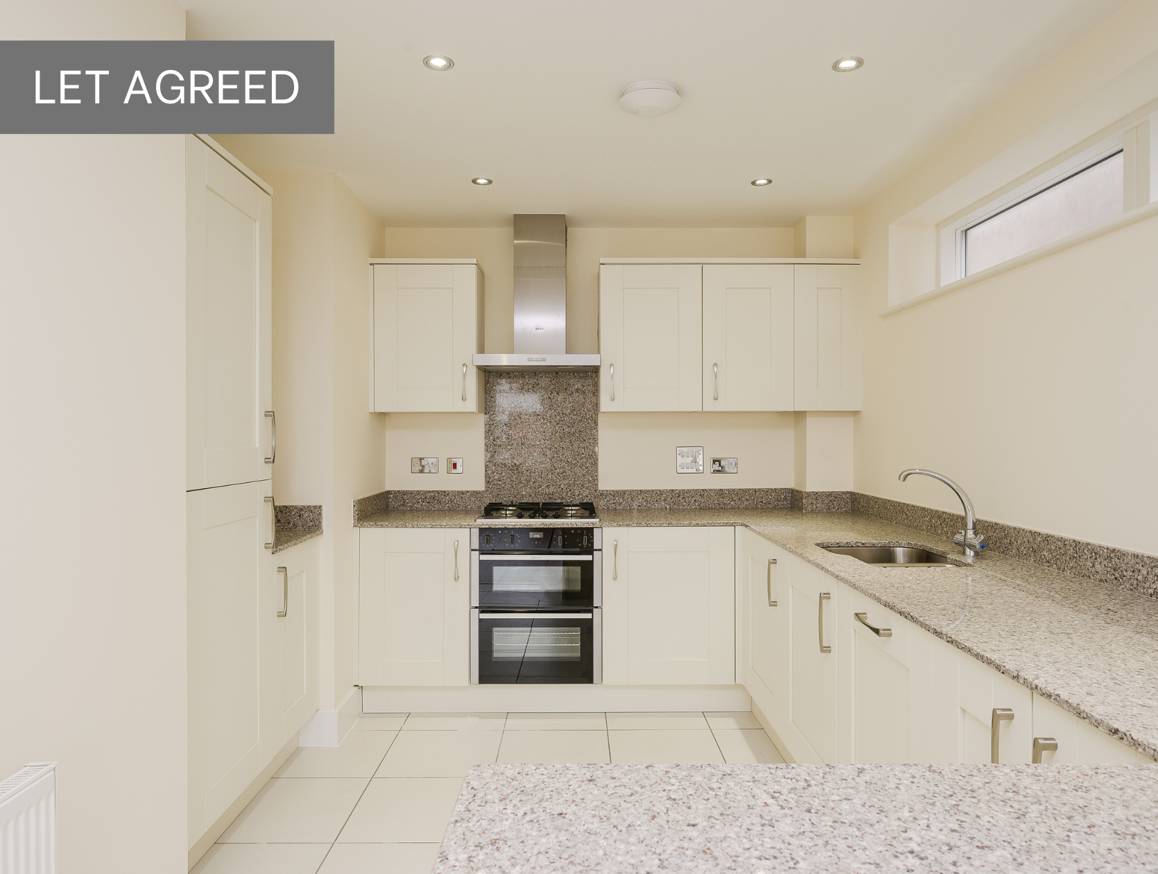 Central Road, Worcester Park, KT4