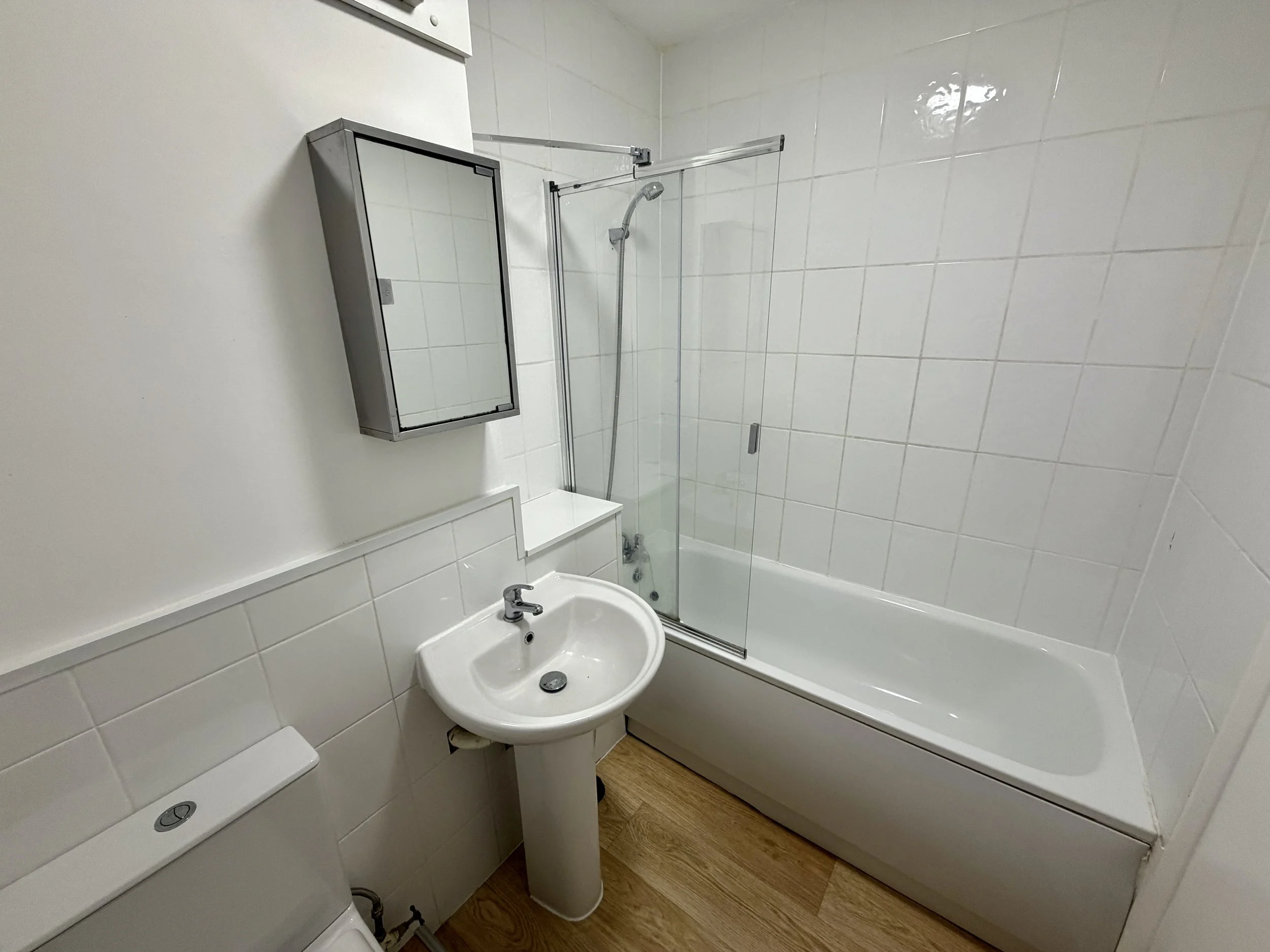 Bathroom.JPG