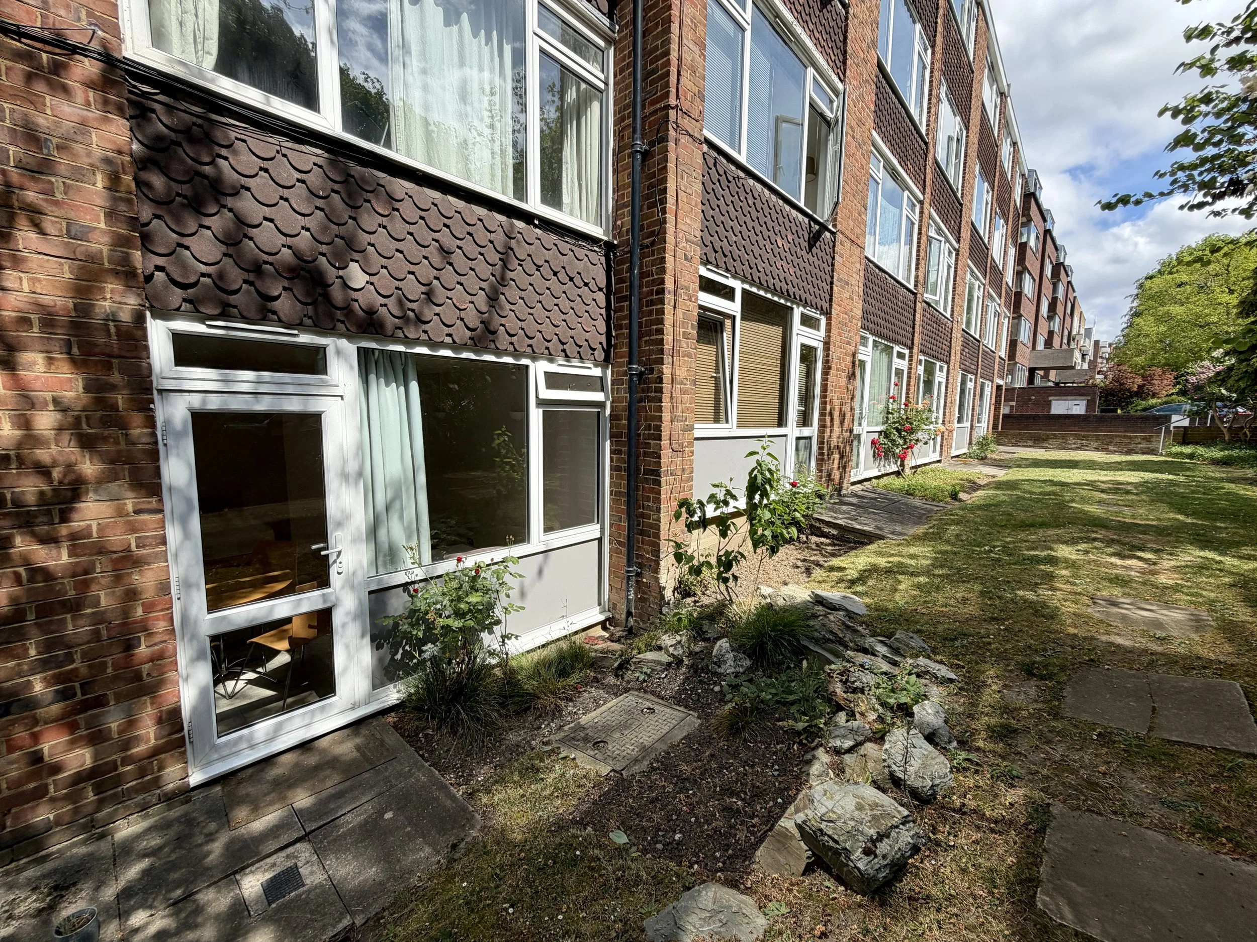 Rear Patio 2.JPG