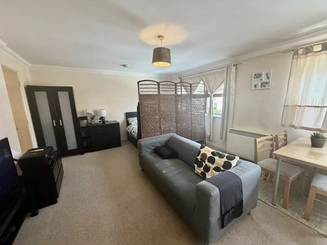 Station Road, Chertsey, KT16