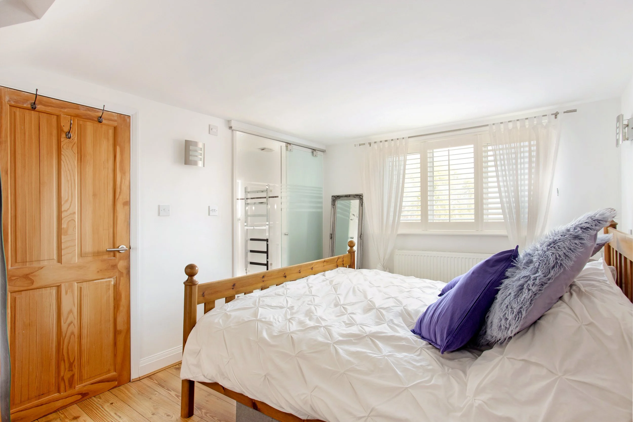91 Arundel Road bed 1.jpg