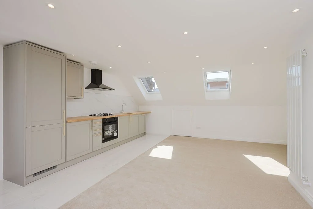 Kitchen Alt 2.jpeg