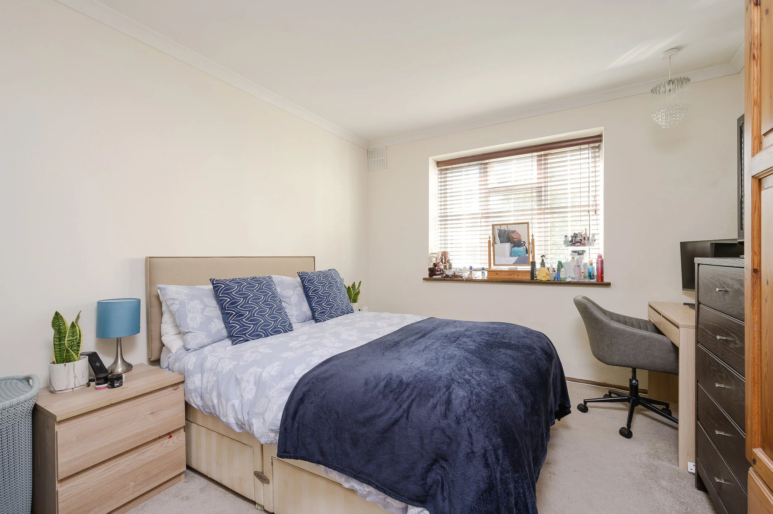 Bedroom.jpg