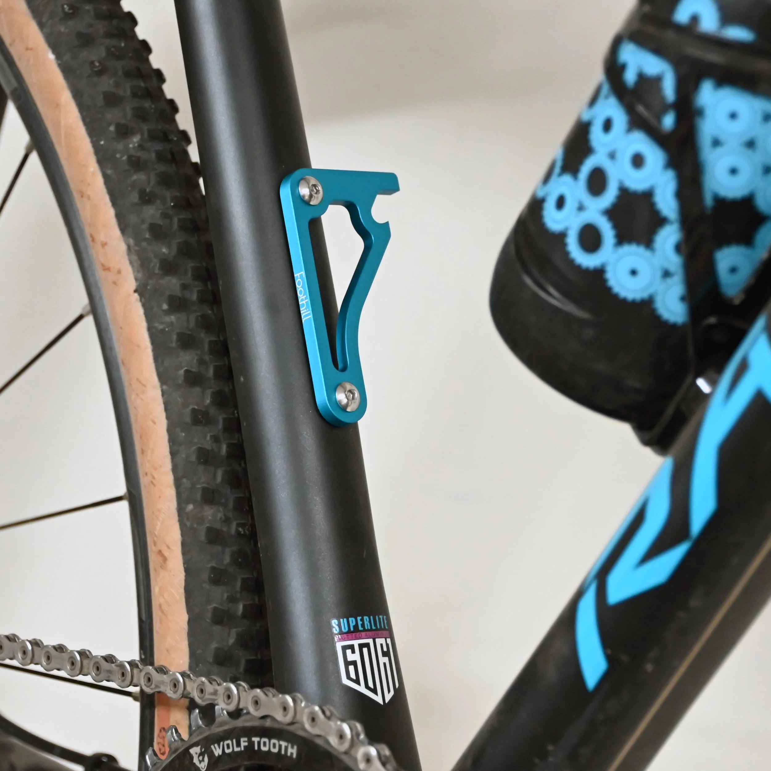 Bicycle Bottle Opener Torquoise.jpg