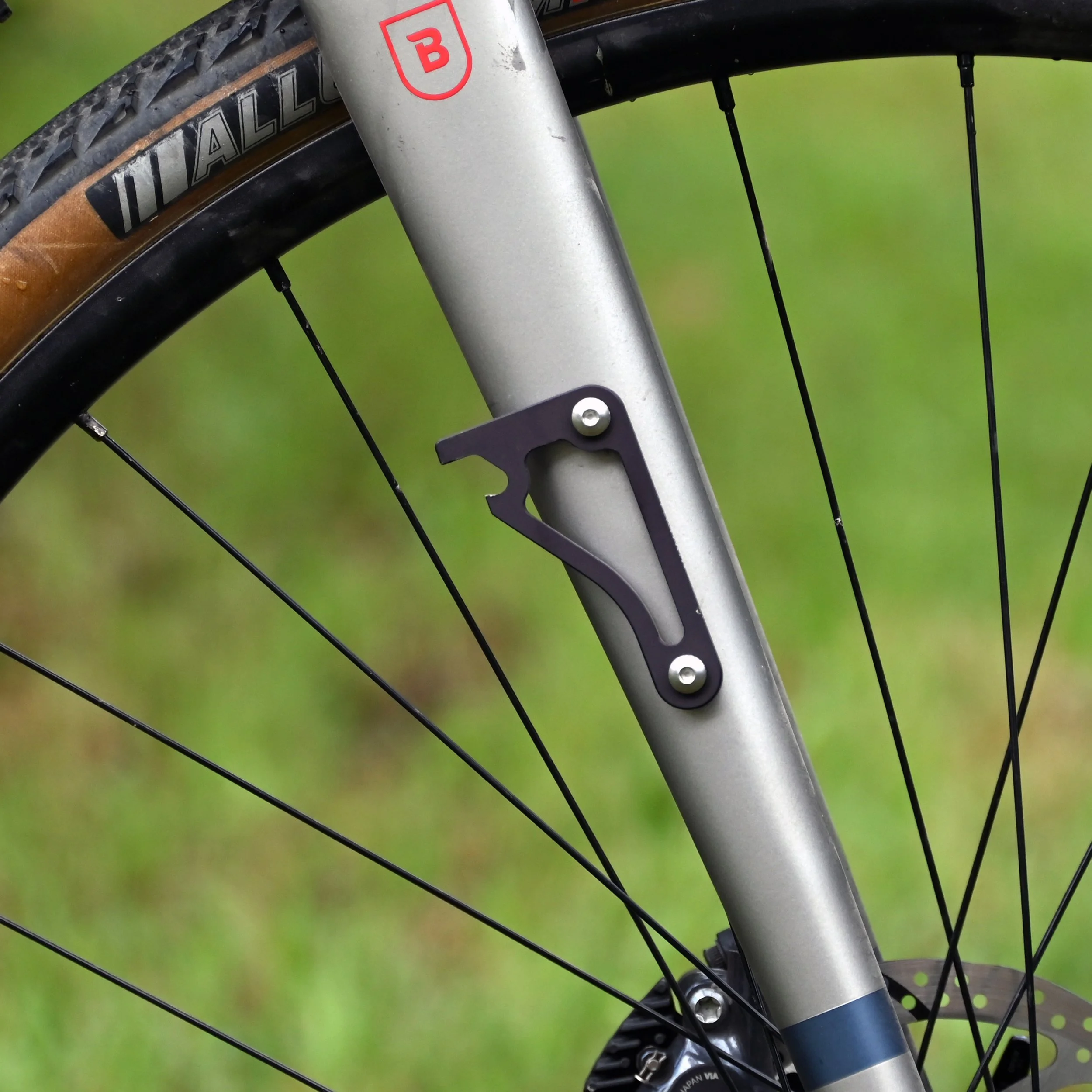 Black on Breezer Fork 2.jpg