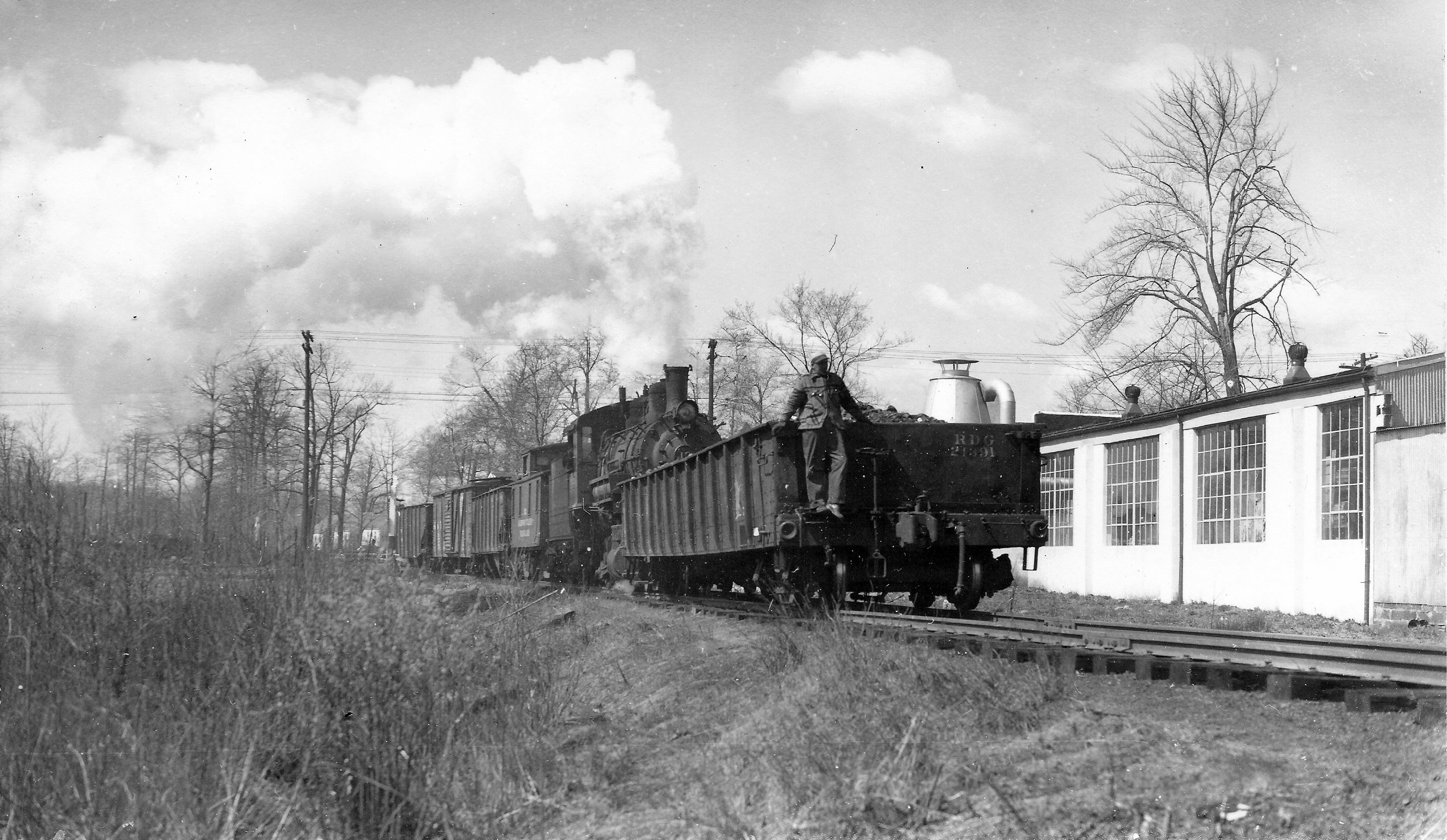 Monthly Meeting - Tri-State Presents: Shortline in the Suburbs