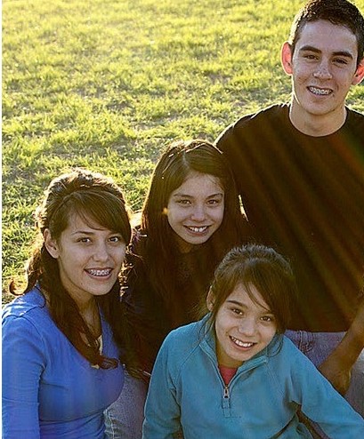 Fede with his sisters that live at CVE – Jaqueline, Belem, and Belinda. Fede competing in barrel racing at the 2011 Expo