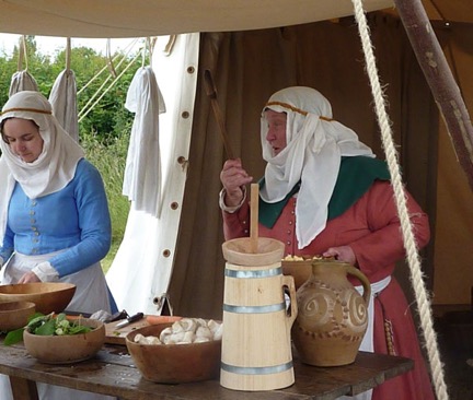 "Ye Grub's Up!" was a frequent shout from the canteen...